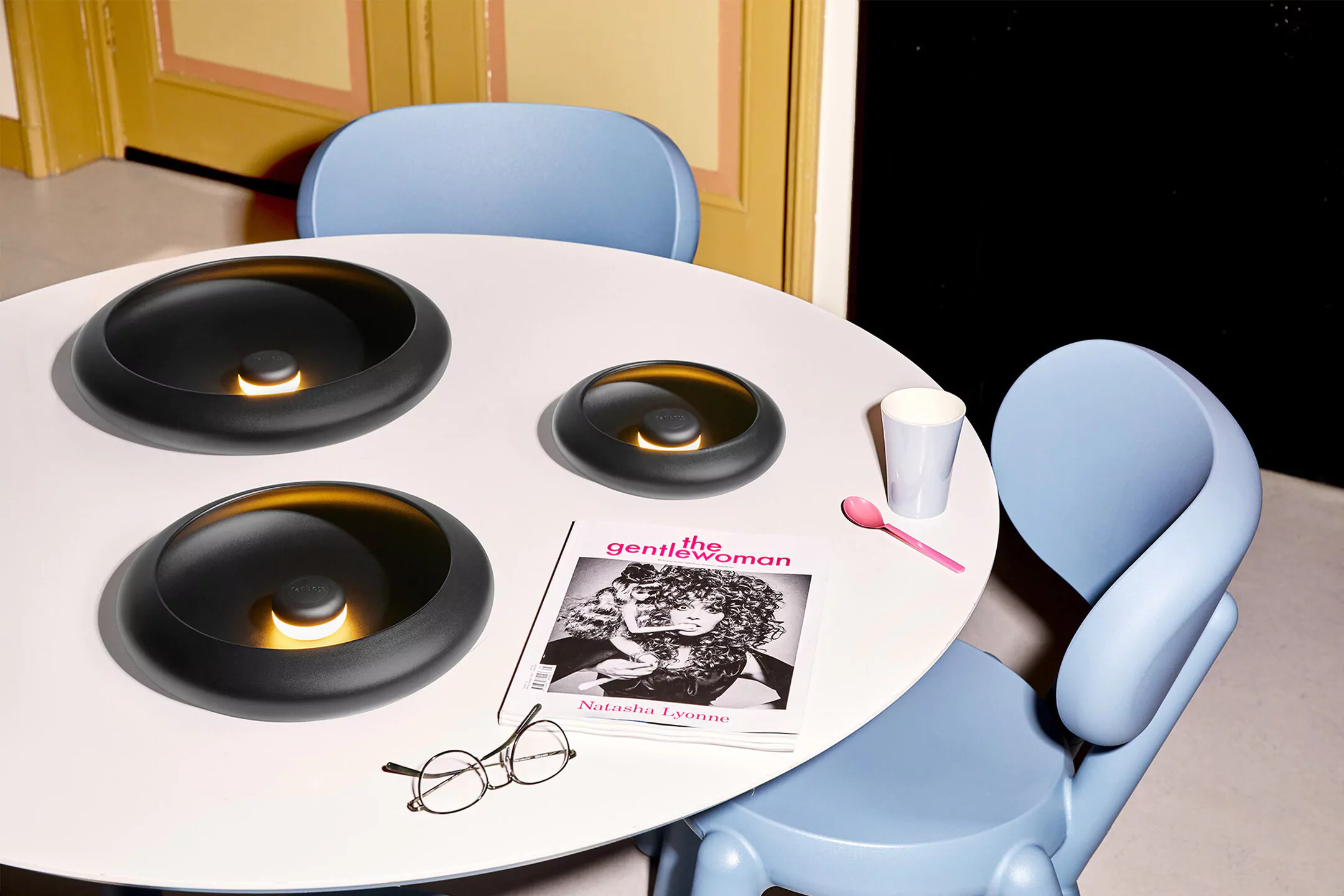 Fatboy Oloha Trio Anthracite 1920x1280 Ambiance 02 106386